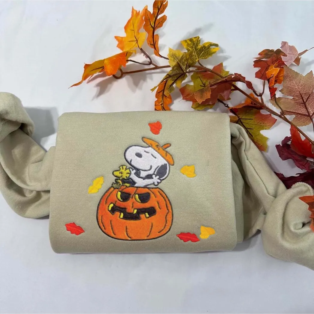 snoopy-cartoon-halloween-embroidered-sweatshirt-fashion-style-lra45.webp